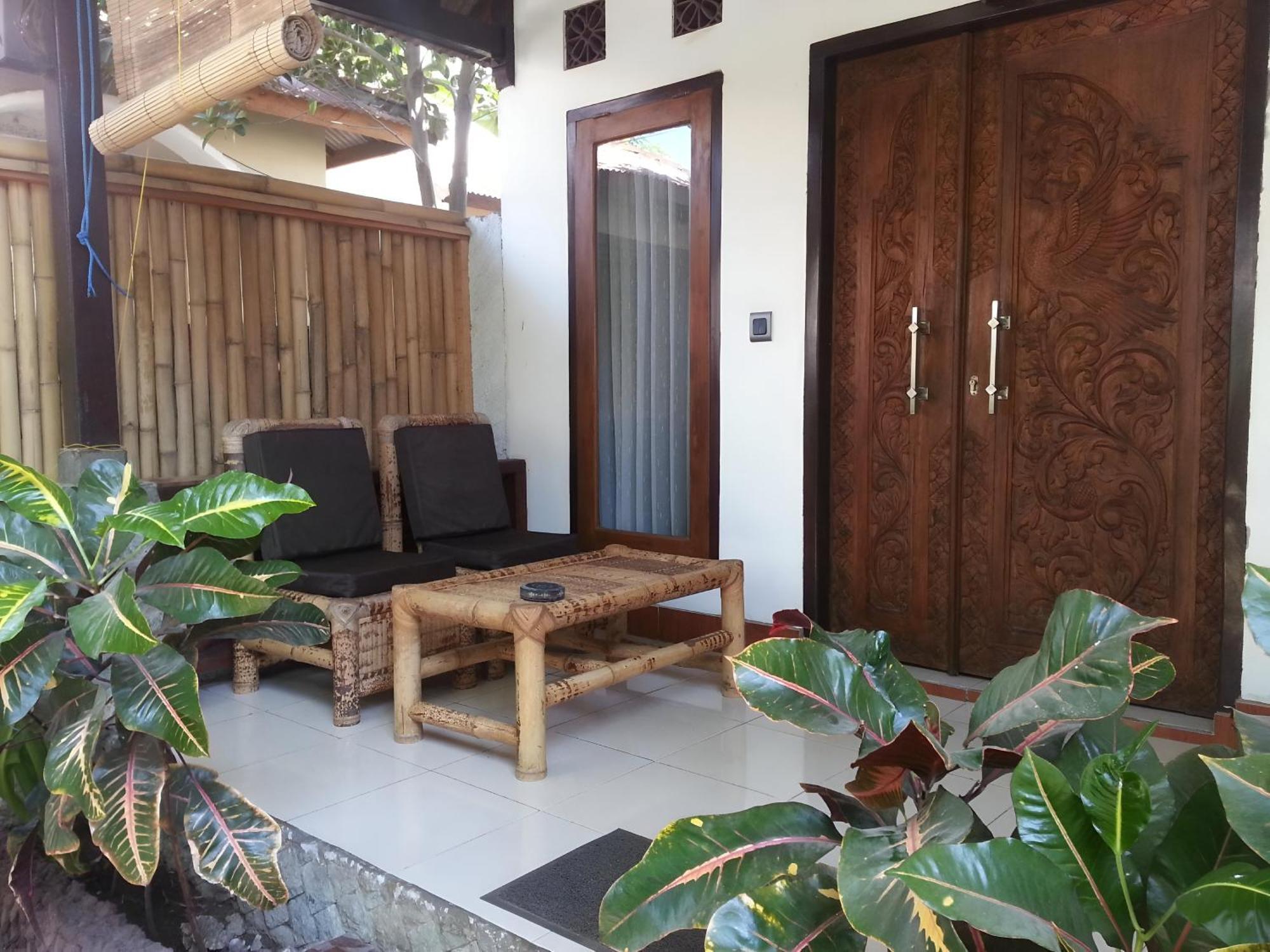 Zoe Bungalows Gili Trawangan Esterno foto