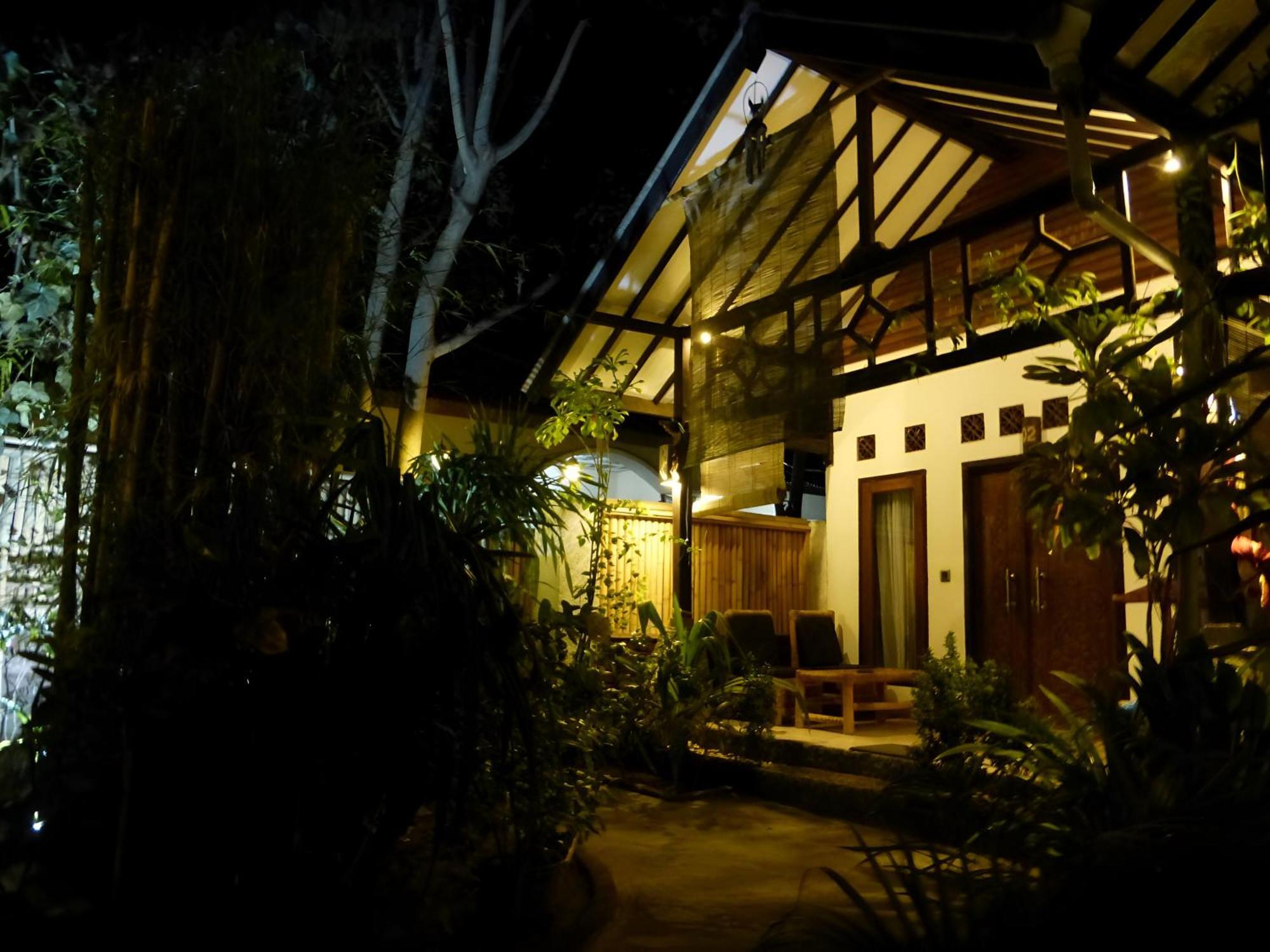 Zoe Bungalows Gili Trawangan Esterno foto