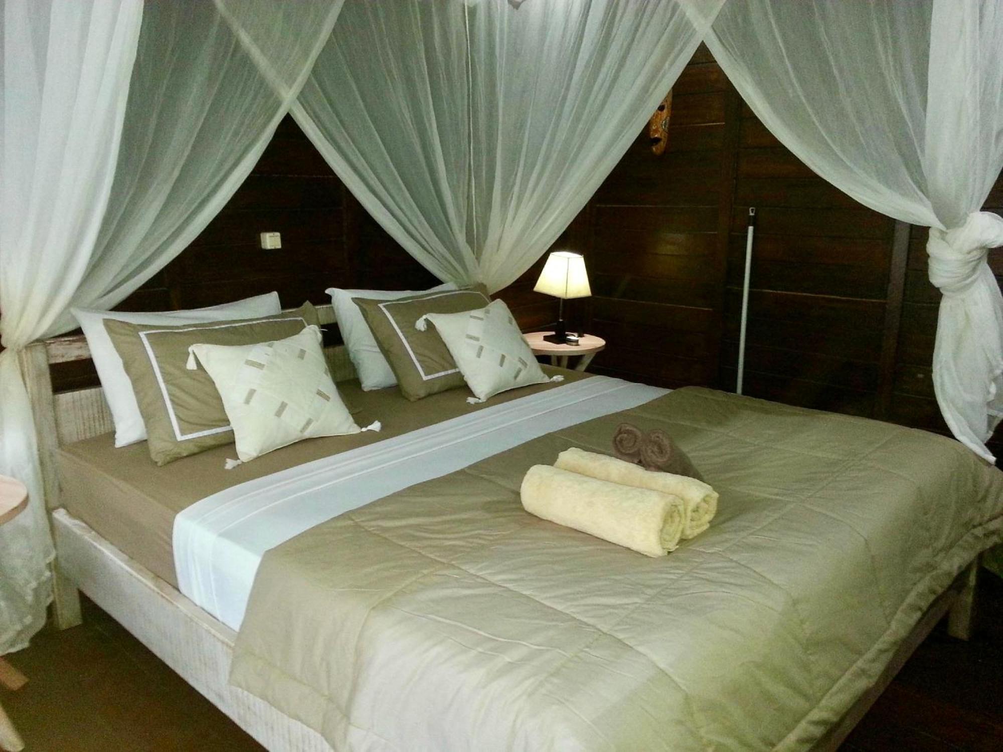 Zoe Bungalows Gili Trawangan Esterno foto